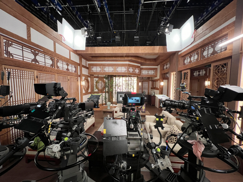 MBC studio tour Seoul – MBC Dream Center K-drama filming set