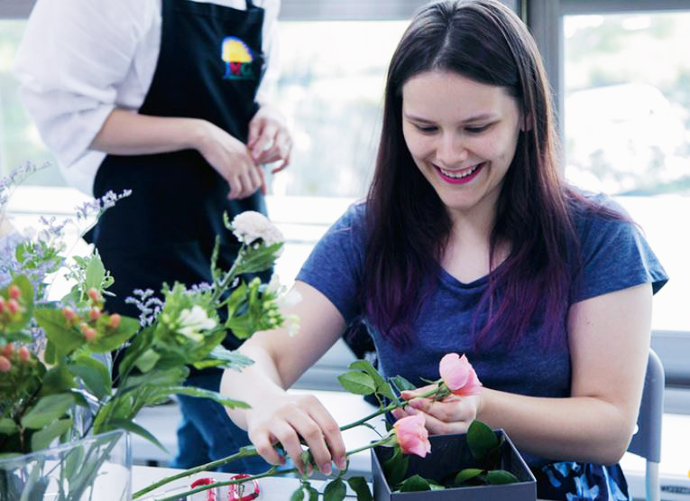 Seoul Flower Market Tour and Floral Design Class